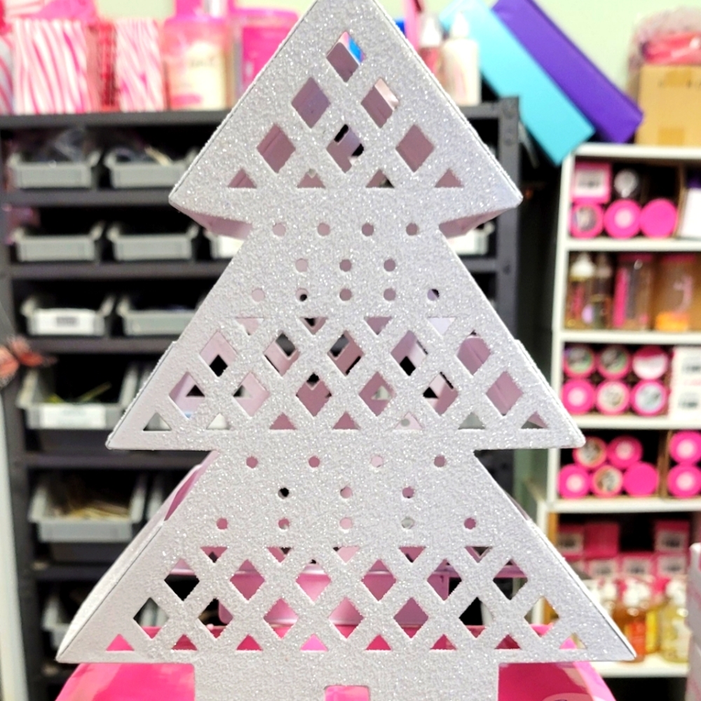 Pink Zebra Nordic Tree accent shade.